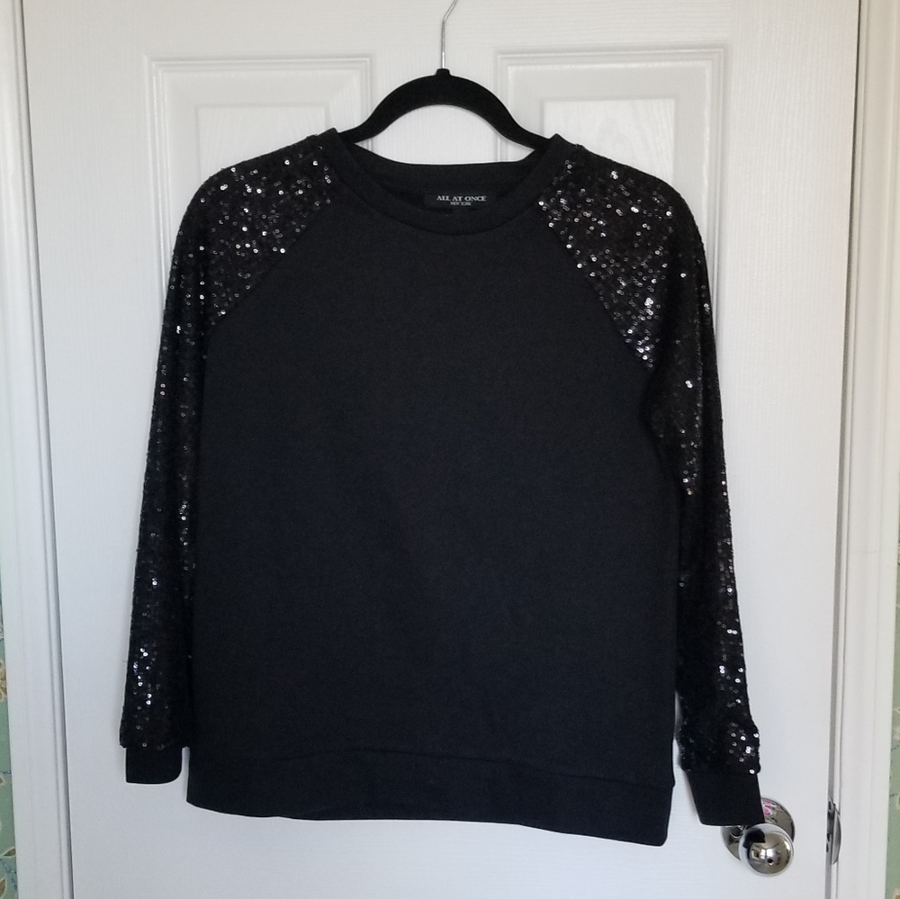 All At Once NY Sequence Sleeves Top